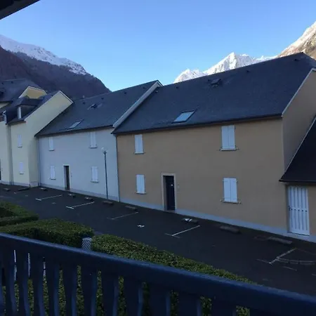 Spacieux 3 Avec Balcon Et Parking Prive לוז-סן-סובר