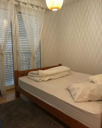 דירה Spacieux 3 Avec Balcon Et Parking Prive לוז-סן-סובר